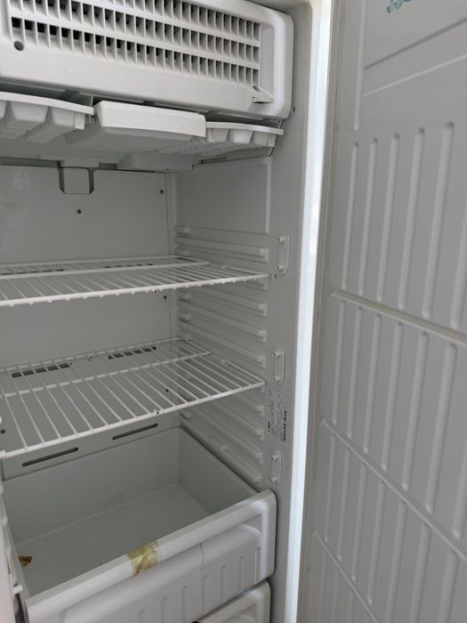 Морозильник вертикальный