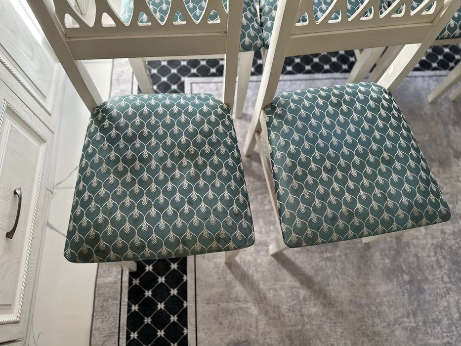 Продам стол со стульями