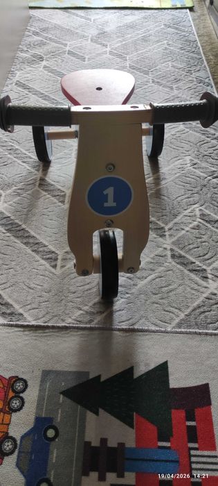 Дървено колело триколка за 1 годишна възраст