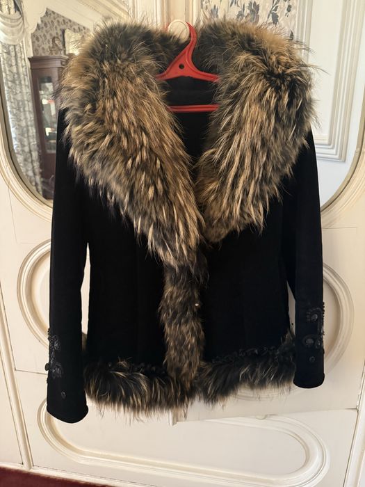 Srochna palto sotiladi arzon narxda qizlajonla