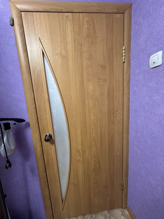 Продам межкомнатные двери