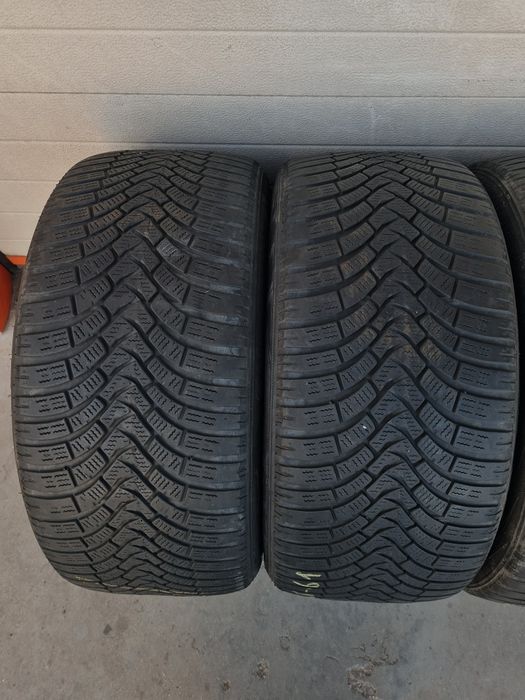Зимни гуми 4 броя FALKEN EuroWinter HS01 255 40 R18