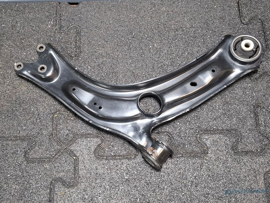 Brat bascula stanga fata AUDI A3 Sportback 8VA, 8VF 2012 - > TDI CLHA  5Q0407151J