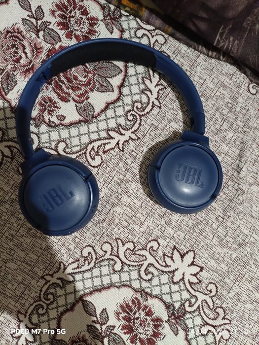 наушники JBL ...