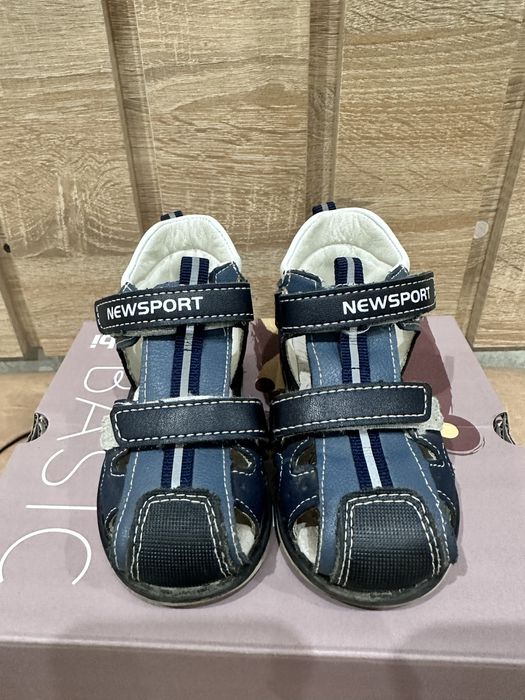 Детская обувь в хорошем состоянии