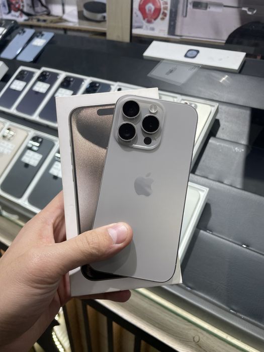 iPhone 15 pro 256 gb