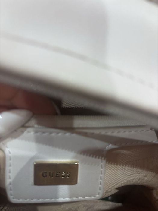 Кожена раница Guess girl