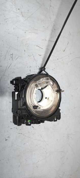 Spira volkswagen vw golf 6 break ptr volan cu padele cod 5K0953549B
