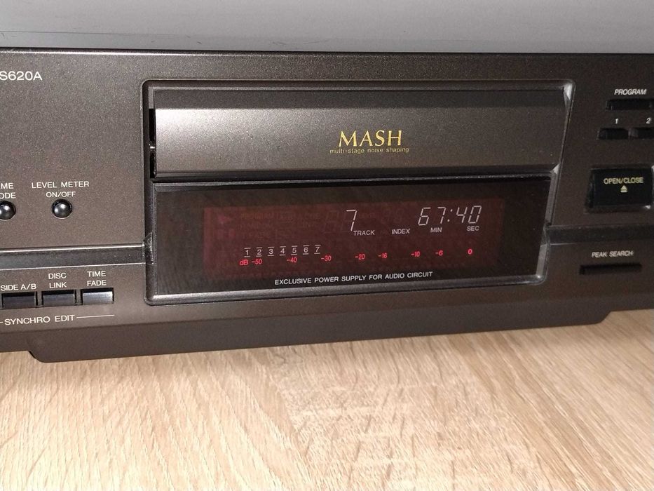 CD player Technics sl ps620a