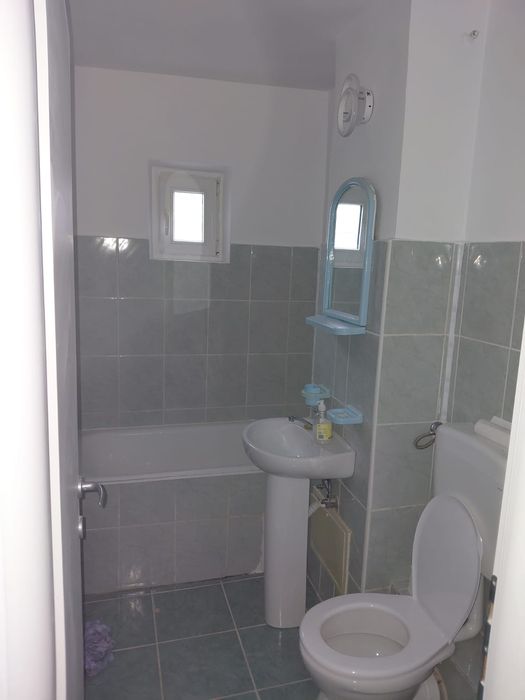 Dau in chirie apartament 2 camere Iosia