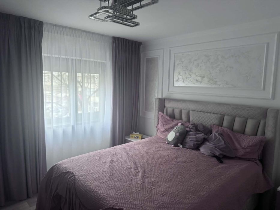 Apartament  de vânzare,zona centrală!