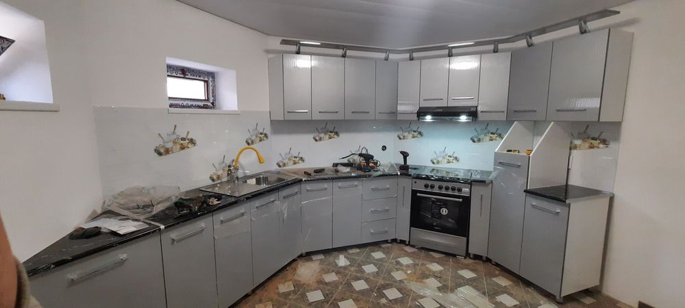 Кухня и хар хил турдаги мебиллар ясаймиз