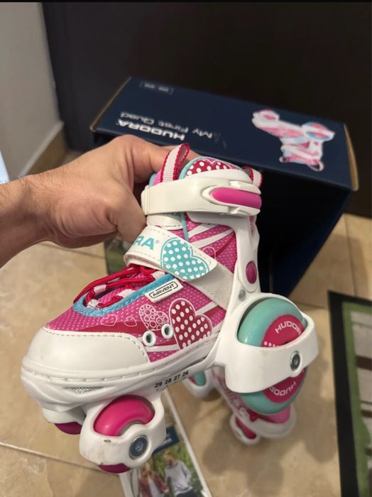 Patine cu rotile mărimi reglabile 26-29 - Roz, stare foarte buna.