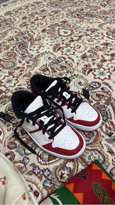 Jordan nike air 1 low продаю