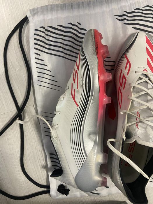 Бутонки f50 lionel Messi presting 10