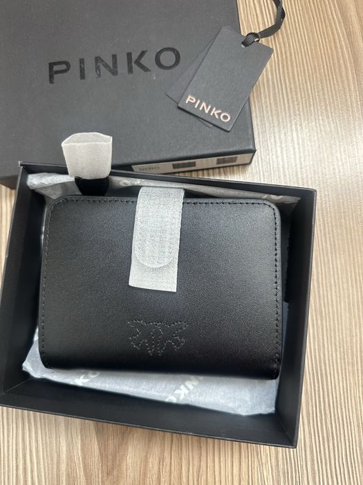 Дамски портфейл на Pinko в черен и розов цвят