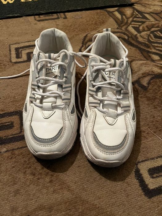 Кроссовки (летние)