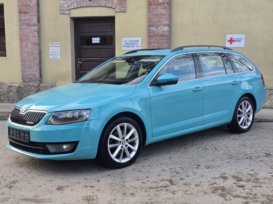 Skoda Octavia  Style 2.0 tdi Euro 6 - bi-Xenon
