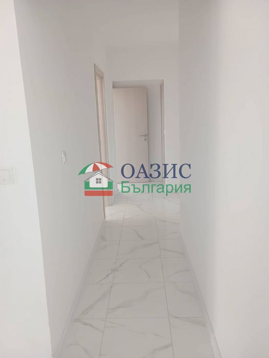 Къща с 4 спални в село. Кошарица, 210 кв.м. + 420 кв.м. двор, България, 280 000 евро