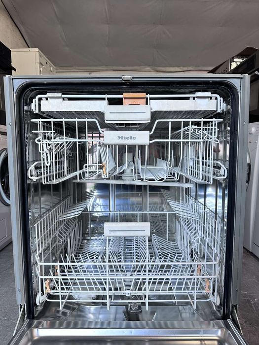 Съдомиялна +гаранция 1 година. MIELE 60 см, за вграждане . Безплатна доставка за София