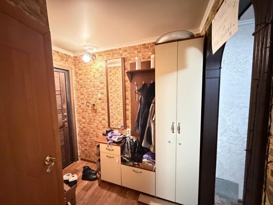Продам 2 комн.Бэст