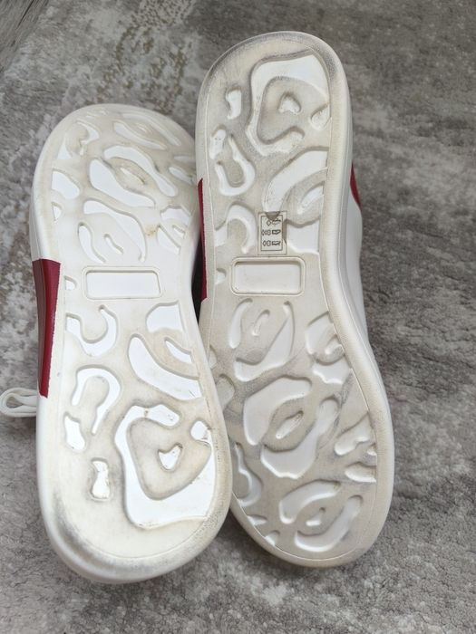 Adidasi Guess / Nike Piele