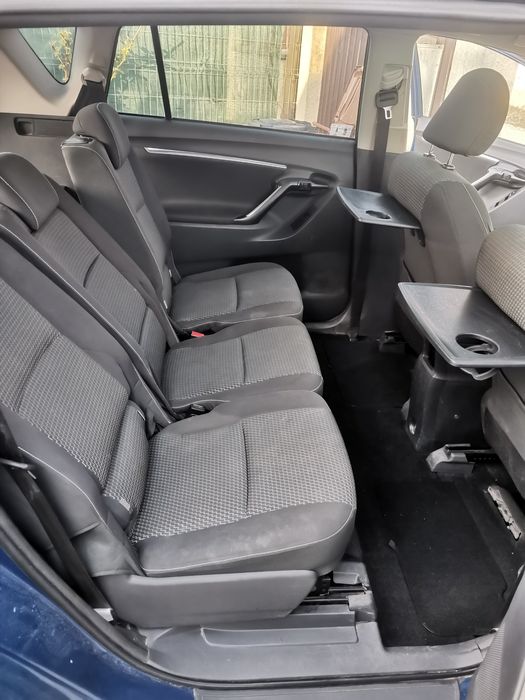 Toyota verso 7 locuri