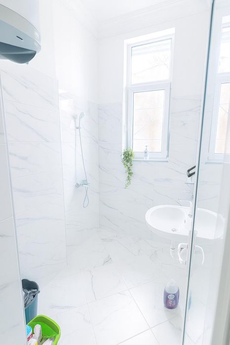 Дава се под наем Етаж от къща в Пловдив, Център - 90 кв.м за 715 € - Снимка #7