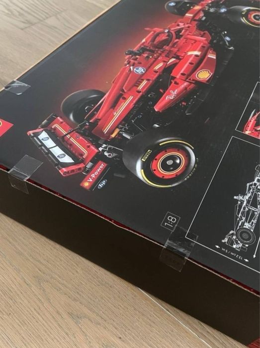 LEGO Technic Ferrari SF-24 Formula 1 – Nou, sigilat – 1.361 piese