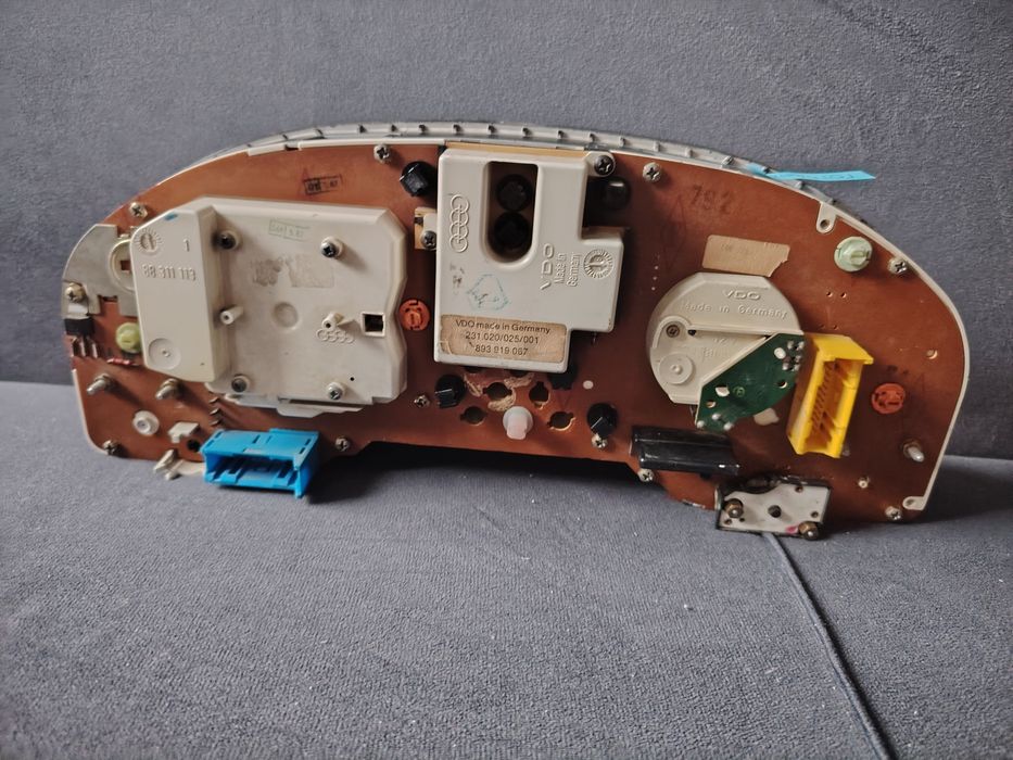 Щиток приборов ауди 80 б3