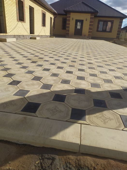 Укладка брусчатка ,бордюры