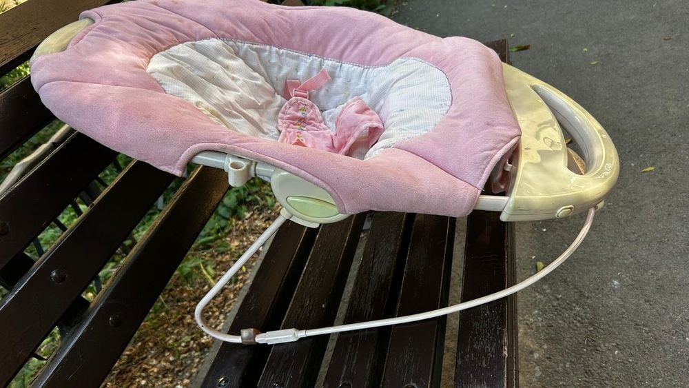 Продам сумку-переноску для младенцев