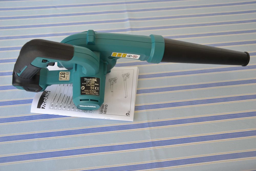 Оригинална нова въздуходувка Makita 12V