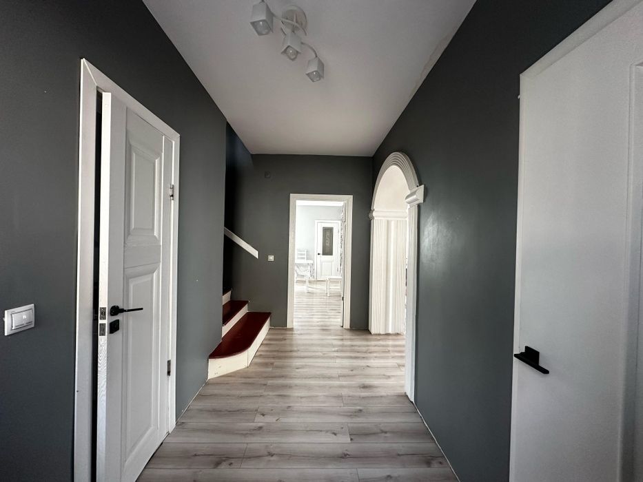 Продам двухуровневый дом.