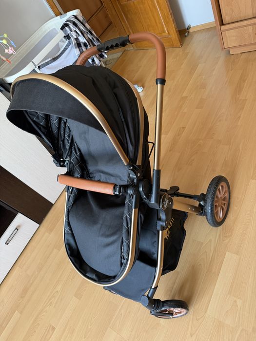 Продам коляску с автокреслом