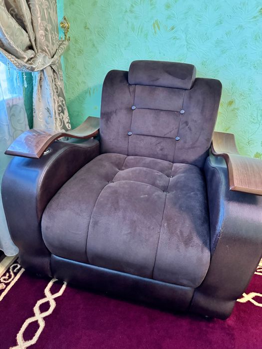 Диван кресло холати идеально озирок кожаси шилинган