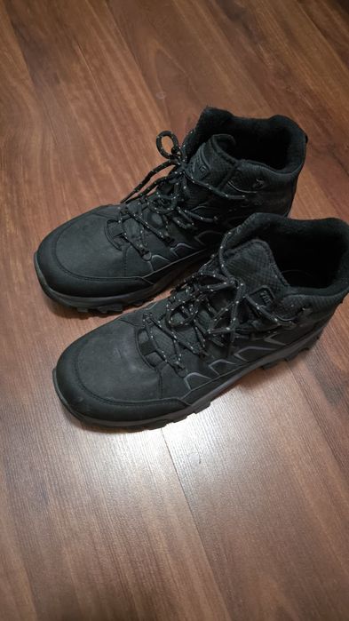 Кроссовки размер 41 .