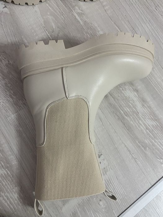 Боти с ластик