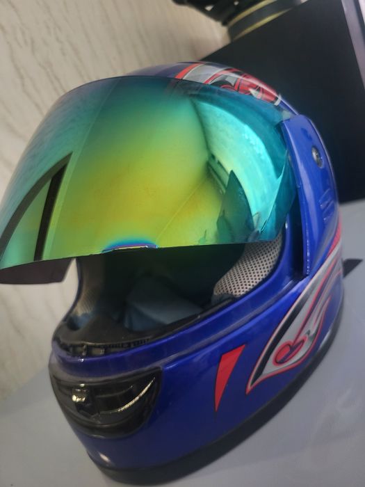 Продам шлем в хорошем состоянии