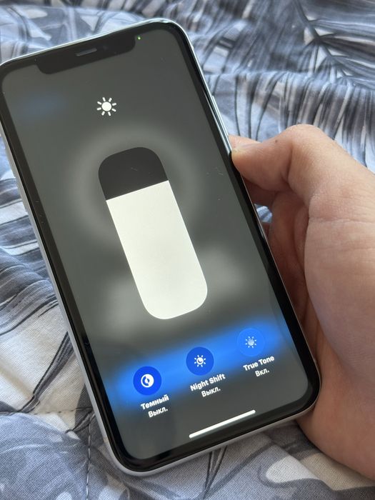 iPhone 11 в идеальном состоянии