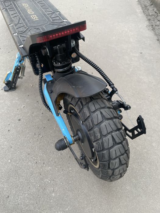 Trotineta IENYRID ES1