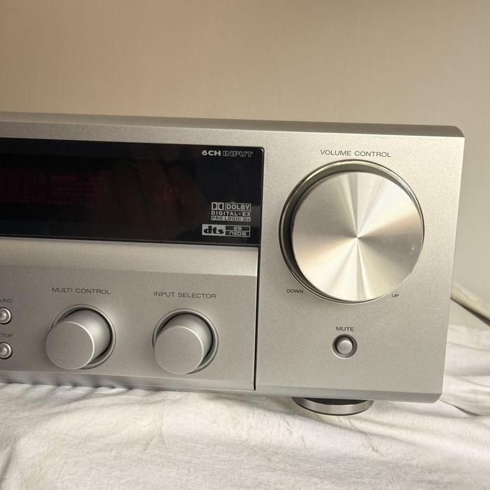 Amplificator statie Kenwood