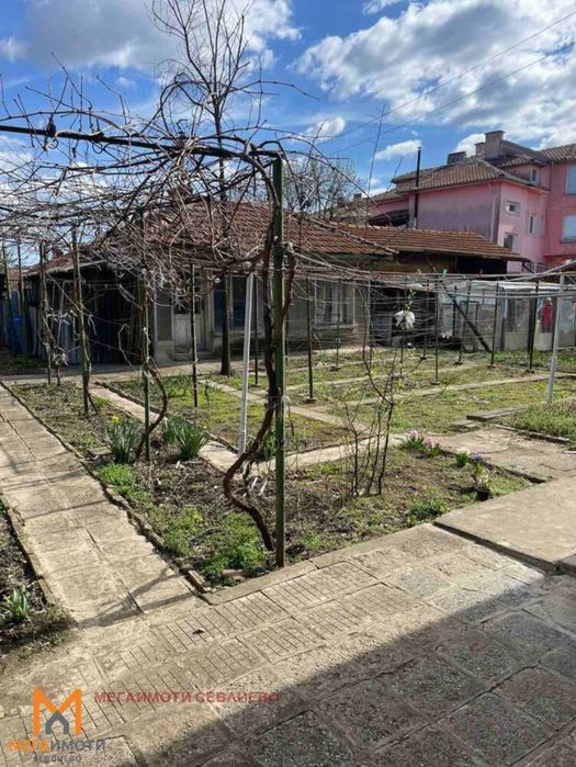 Продава се Къща в Севлиево - 100 кв.м за 640 €/кв.м - Снимка #4
