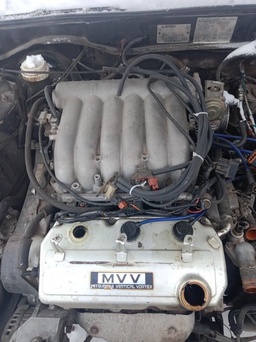 Продам двигатель Мицубиси диамант