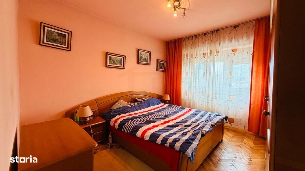De vanzare apartament cu 4 cam dec. in Galati, piata Centrala, etaj5/7 — fotografia 2