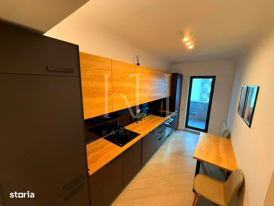 Studio Premium de Inchiriat | Cortina North | Vedere gradina interioar