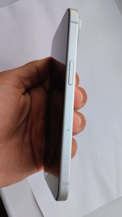 IPhone 15 128/76 среднего качества