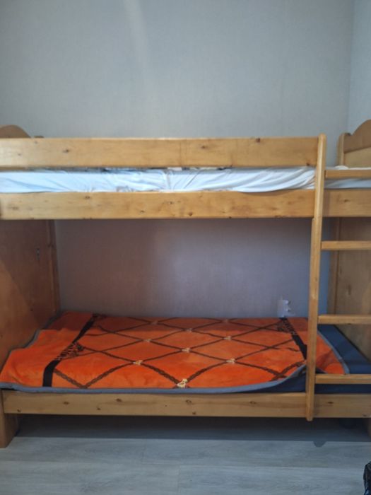 Кровать двухъярусная