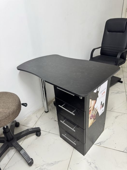 Срочно продам оборудование для парикмахерской