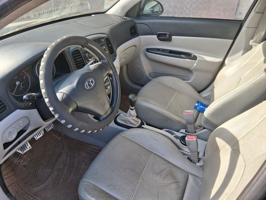Vând Hyundai Accent 2008